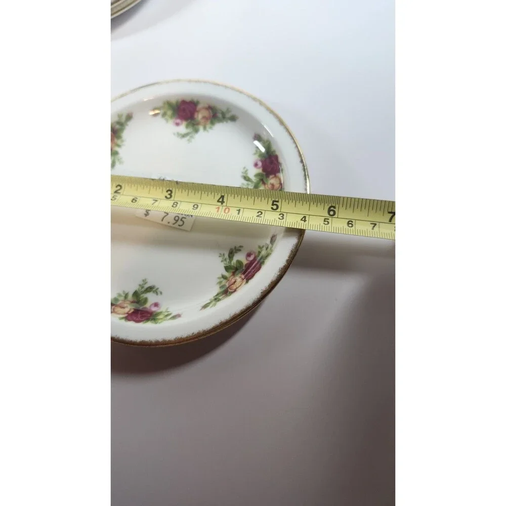 Set Of 4 Royal Albert Old Country Roses 5 1/2